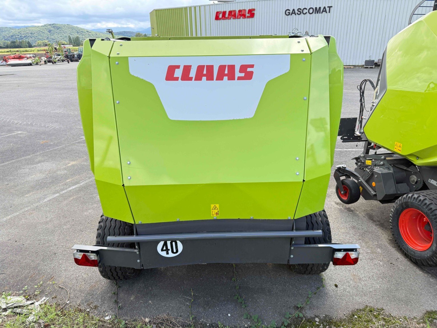 Rundballenpresse типа CLAAS ROLLANT 520 RF, Gebrauchtmaschine в SAINT GAUDENS (Фотография 3)