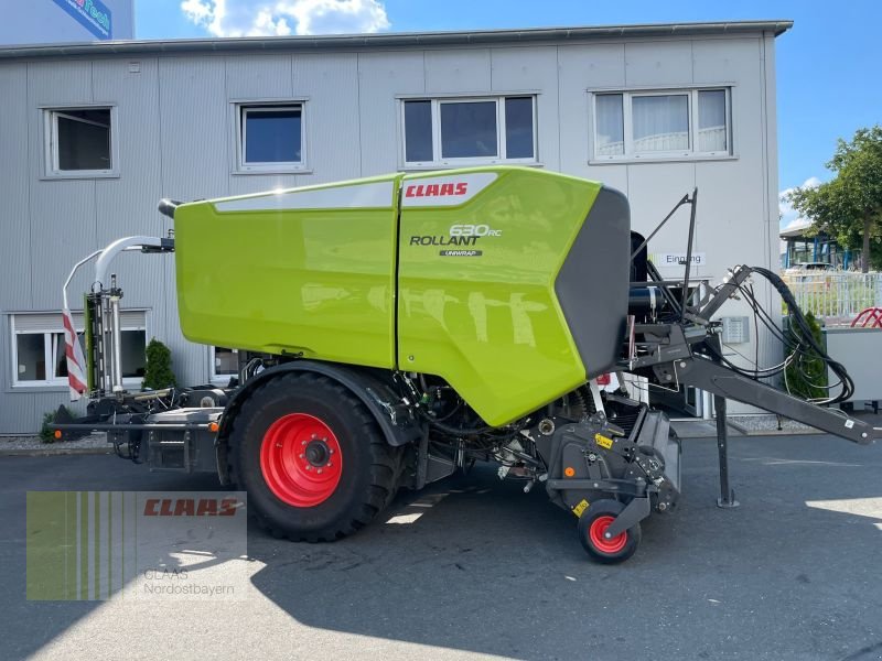 Rundballenpresse типа CLAAS ROLLANT 630 RC UNIWRAP, Neumaschine в Schwend