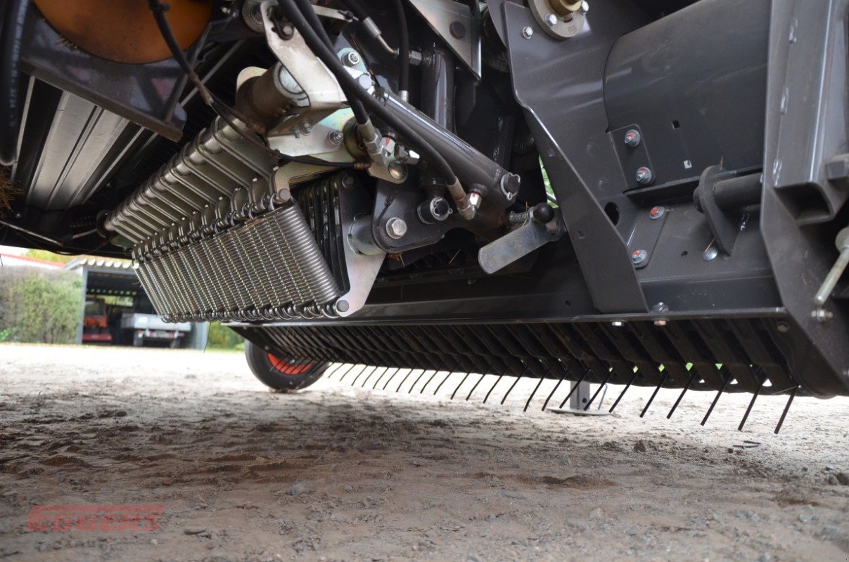 Rundballenpresse typu CLAAS ROLLANT 630 RC UNIWRAP, Neumaschine v Suhlendorf (Obrázek 17)