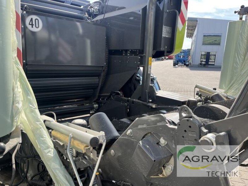 Rundballenpresse des Typs CLAAS ROLLANT 630 RC UNIWRAP, Vorführmaschine in Alpen (Bild 12)