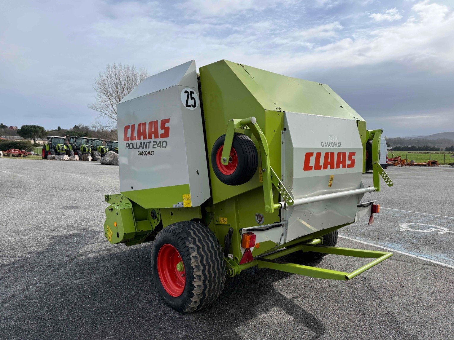 Rundballenpresse vrste CLAAS ROLLANT240, Gebrauchtmaschine v ST ELIX THEUX (Slika 11)