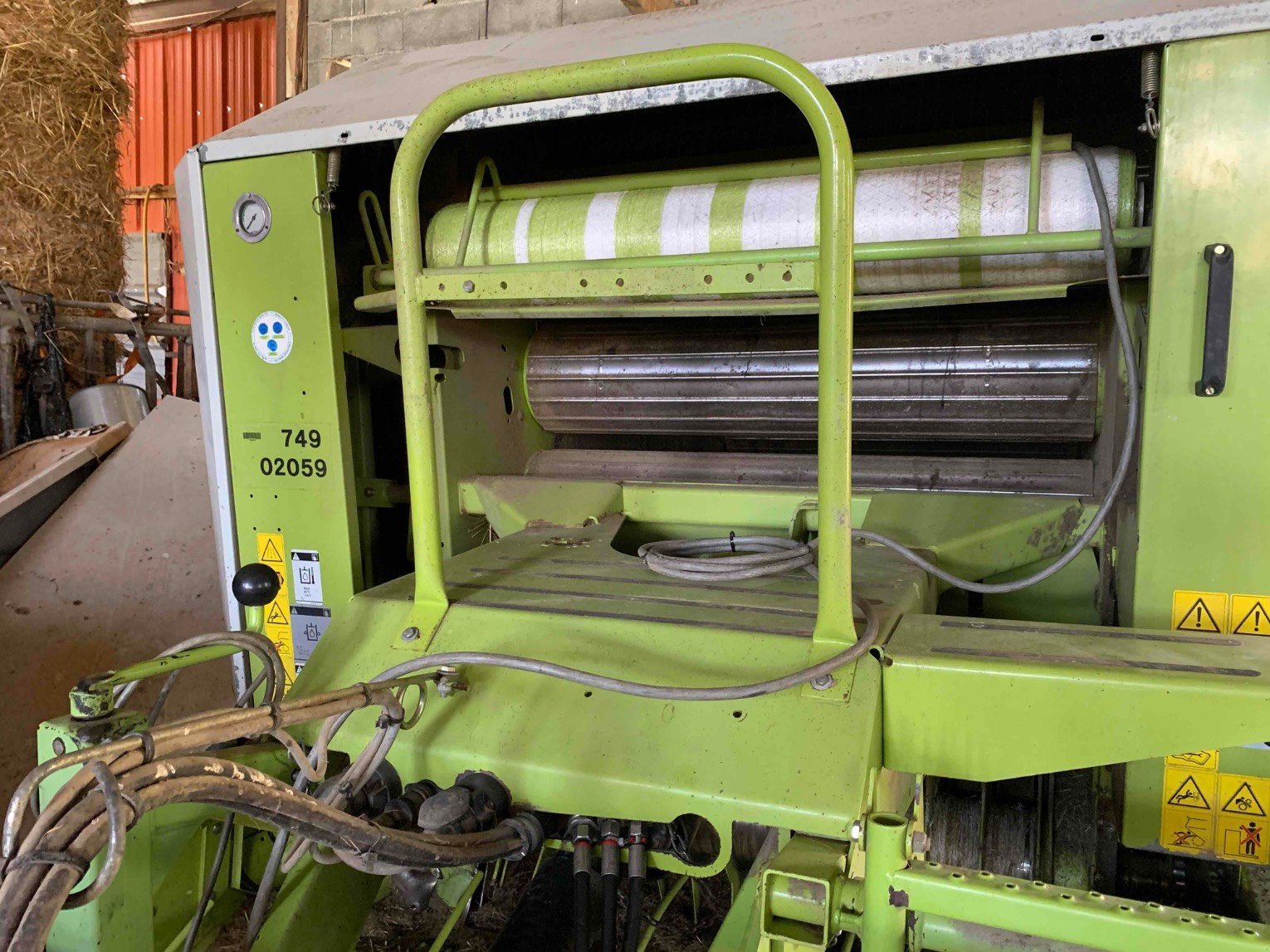 Rundballenpresse a típus CLAAS ROLLANT240, Gebrauchtmaschine ekkor: ORLEIX (Kép 5)