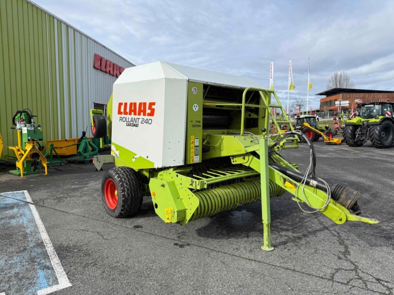 Rundballenpresse типа CLAAS ROLLANT240, Gebrauchtmaschine в ST ELIX THEUX (Фотография 1)