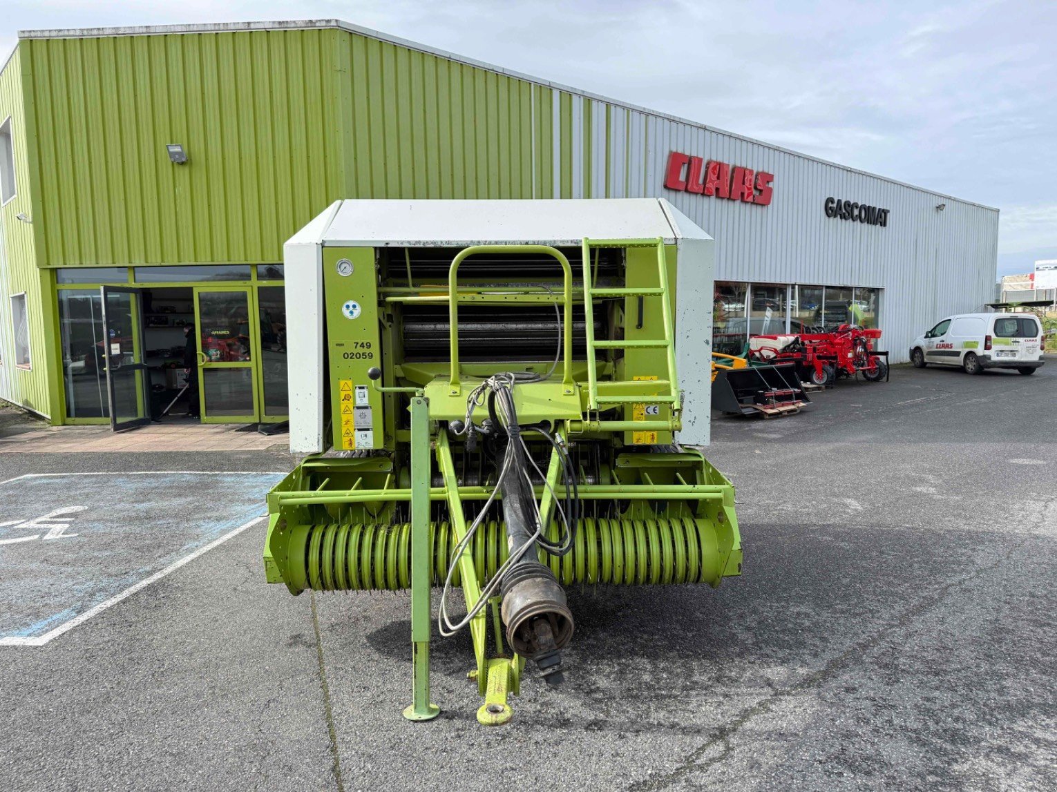 Rundballenpresse za tip CLAAS ROLLANT240, Gebrauchtmaschine u ST ELIX THEUX (Slika 8)