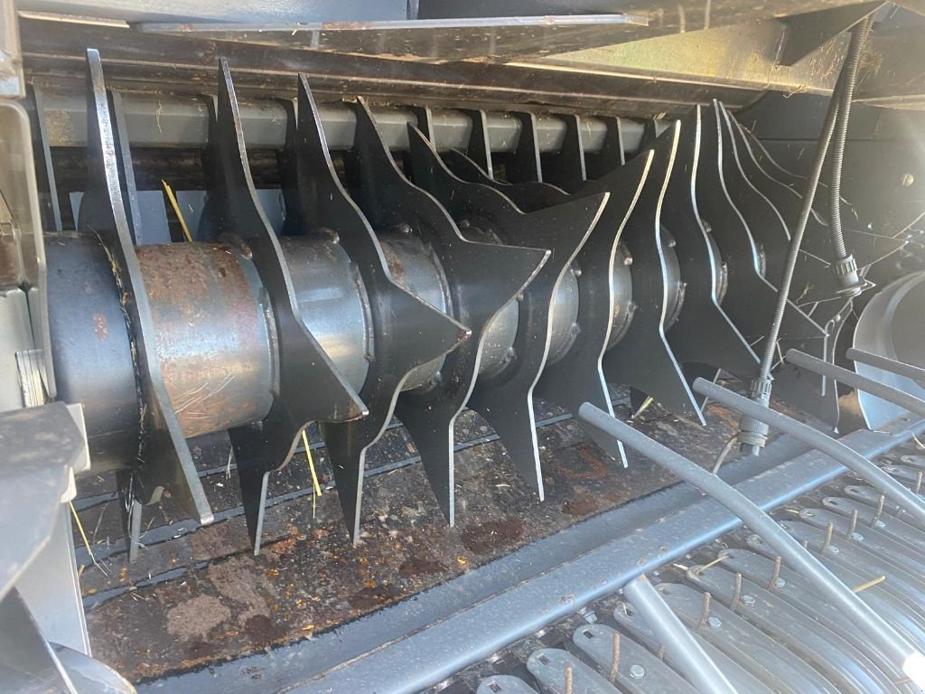 Rundballenpresse of the type CLAAS Rollant340  CONTACTER 06 31 56 12 02, Gebrauchtmaschine in SAINT FLOUR (Picture 9)