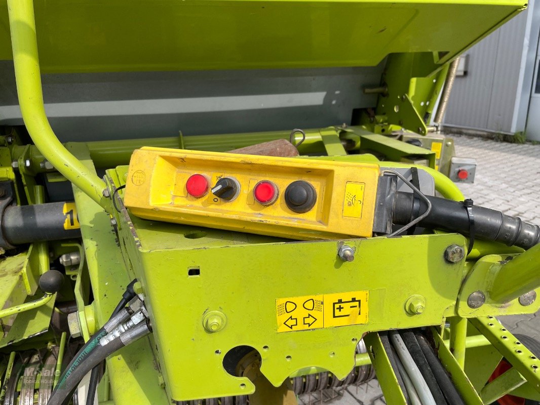 Rundballenpresse des Typs CLAAS Variant 180 Roto Cut, Gebrauchtmaschine in Borgholzhausen (Bild 25)