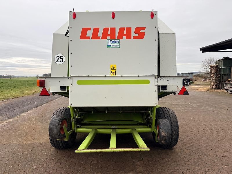Rundballenpresse des Typs CLAAS Variant 280 RC RotoCut, Gebrauchtmaschine in Steinau  (Bild 4)