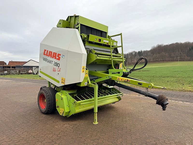 Rundballenpresse des Typs CLAAS Variant 280 RC RotoCut, Gebrauchtmaschine in Steinau 