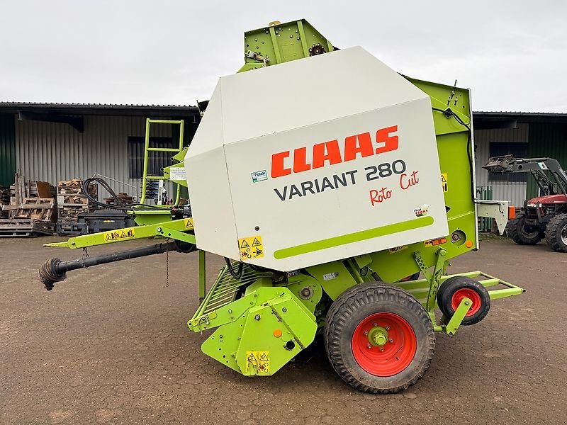 Rundballenpresse des Typs CLAAS Variant 280 RC RotoCut, Gebrauchtmaschine in Steinau  (Bild 6)