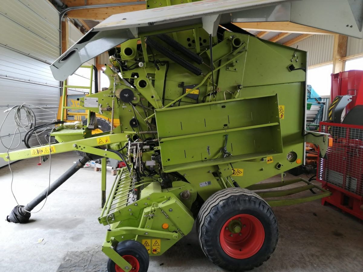 Rundballenpresse des Typs CLAAS Variant 280 RC, Gebrauchtmaschine in Liebenau (Bild 3)