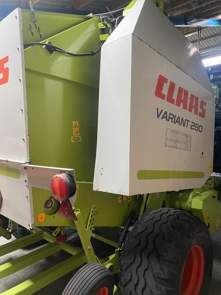 Rundballenpresse van het type CLAAS VARIANT 280, Gebrauchtmaschine in Tim (Foto 3)