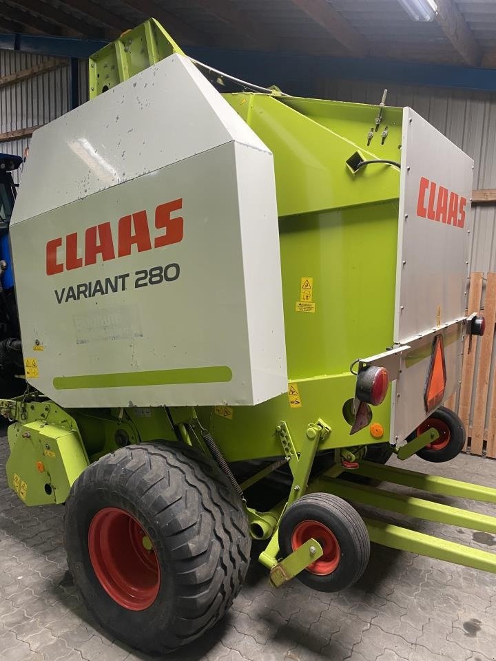 Rundballenpresse van het type CLAAS VARIANT 280, Gebrauchtmaschine in Tim (Foto 4)
