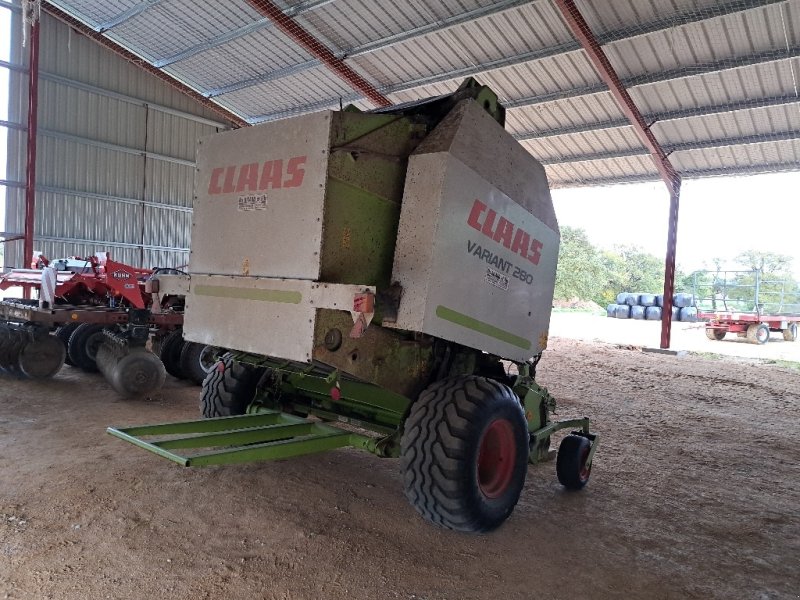 Rundballenpresse типа CLAAS VARIANT 280, Gebrauchtmaschine в COGNAC LA FORET (Фотография 1)