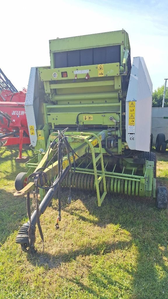 Rundballenpresse du type CLAAS Variant 280, Gebrauchtmaschine en Neufchâtel-en-Bray (Photo 2)