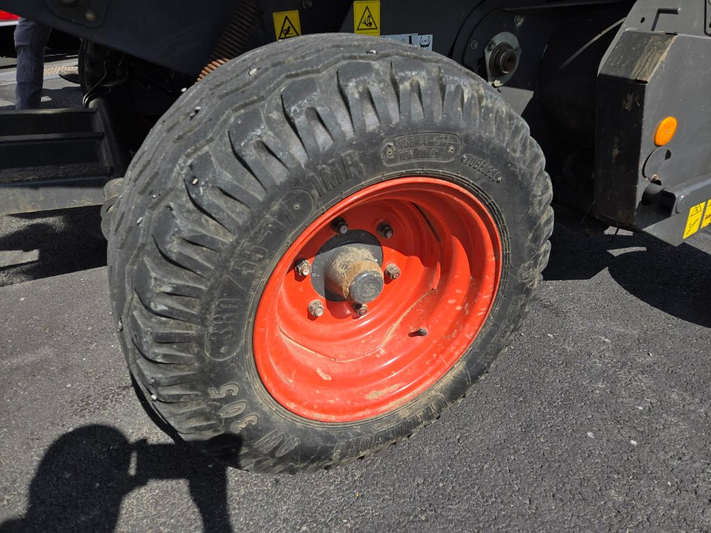 Rundballenpresse типа CLAAS Variant 350, Gebrauchtmaschine в BRECEY (Фотография 7)