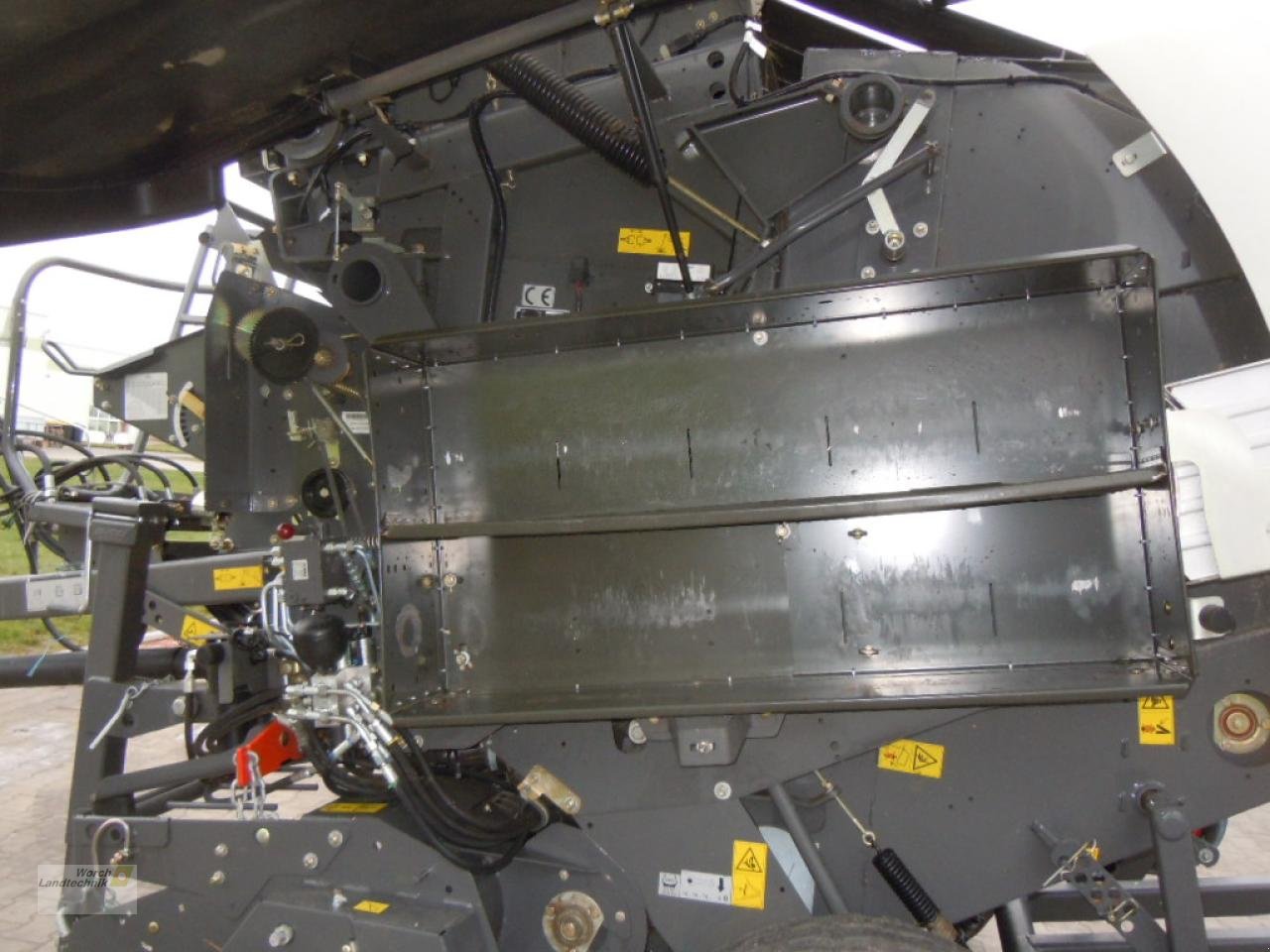 Rundballenpresse des Typs CLAAS Variant 360 RC Pro, Gebrauchtmaschine in Schora (Bild 9)