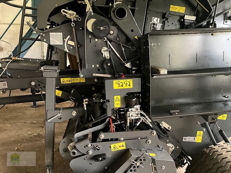 Rundballenpresse des Typs CLAAS Variant 360 RC *Wenig benutzt*, Gebrauchtmaschine in Salsitz (Bild 6)