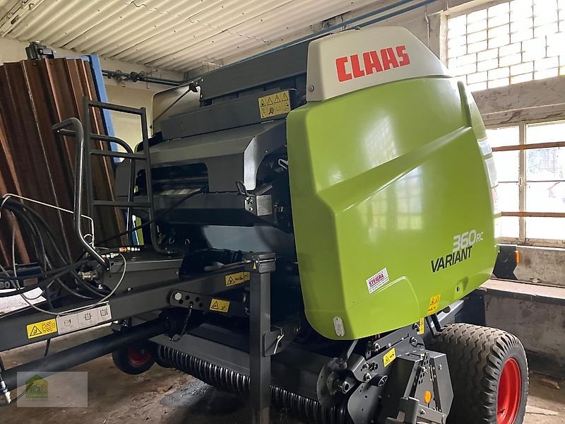 Rundballenpresse des Typs CLAAS Variant 360 RC *Wenig benutzt*, Gebrauchtmaschine in Salsitz (Bild 2)