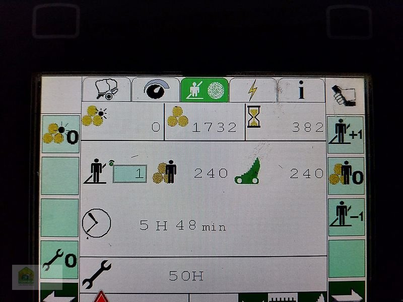 Rundballenpresse des Typs CLAAS Variant 360 RC *Wenig benutzt*, Gebrauchtmaschine in Salsitz (Bild 8)