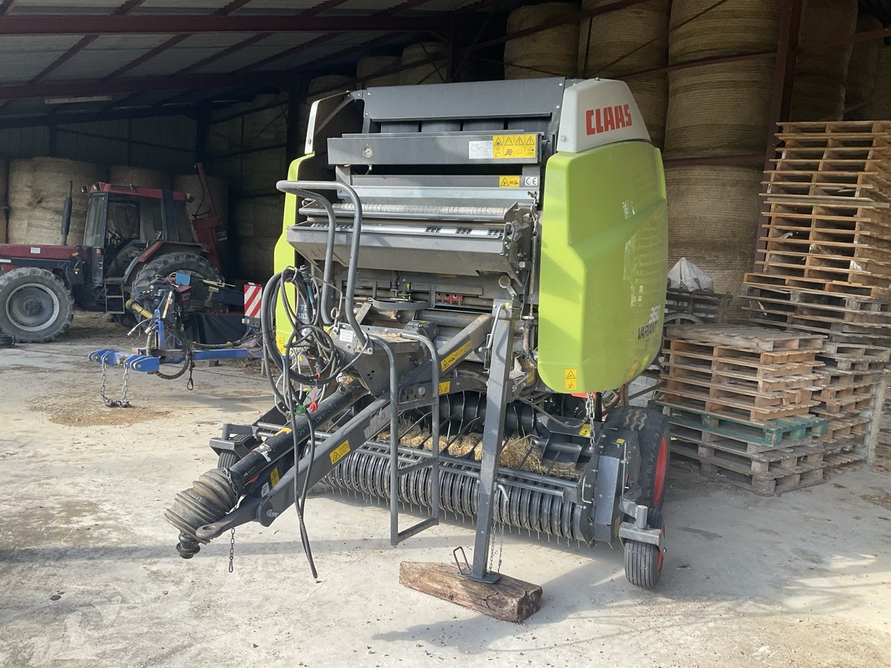 Rundballenpresse Türe ait CLAAS VARIANT 360 RF, Gebrauchtmaschine içinde MORLHON LE HAUT (resim 5)