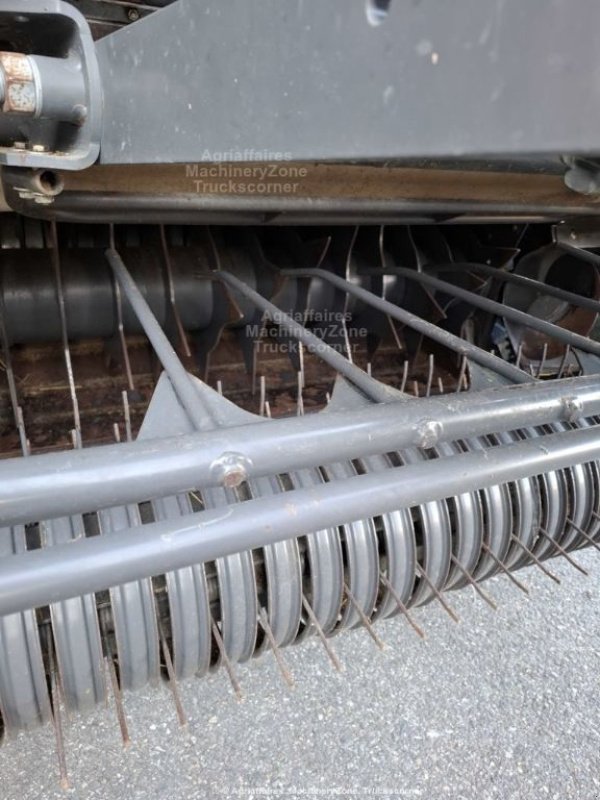 Rundballenpresse Türe ait CLAAS VARIANT 360, Gebrauchtmaschine içinde LOMBEZ (resim 4)