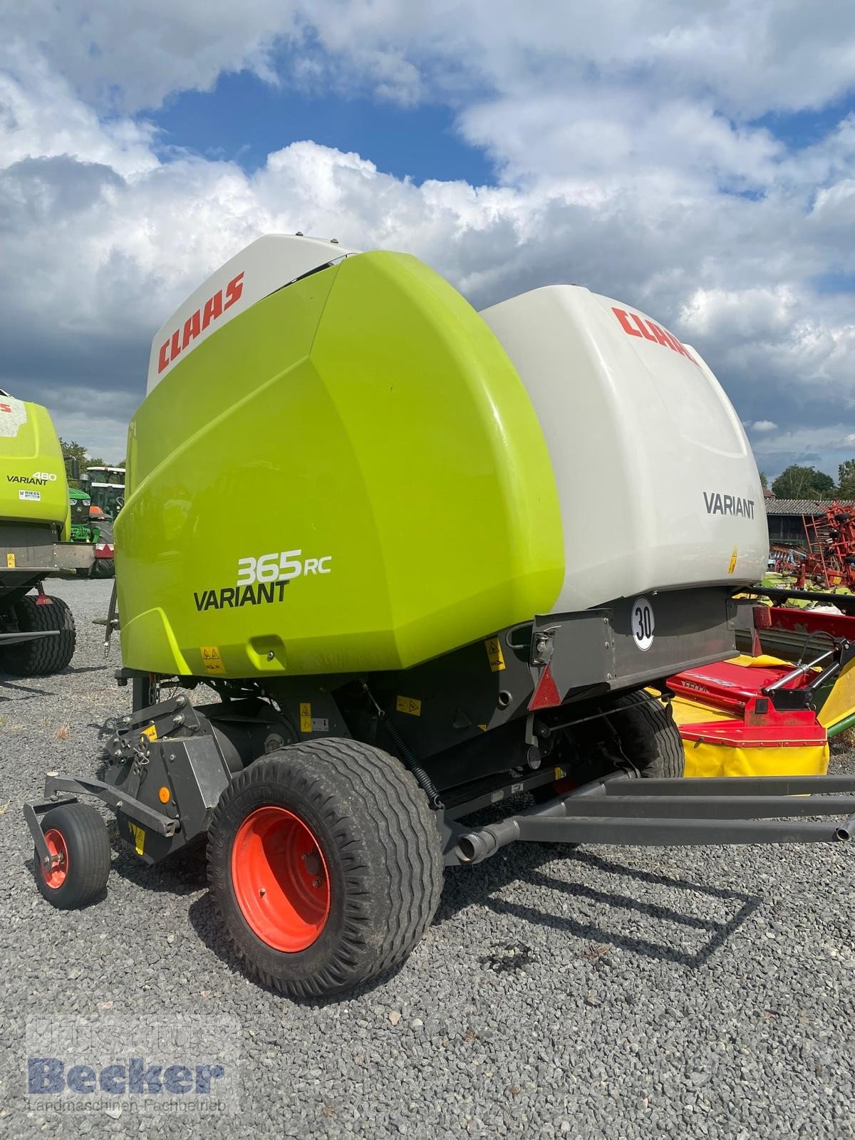 Rundballenpresse типа CLAAS Variant 365 RC, Gebrauchtmaschine в Weimar-Niederwalgern (Фотография 3)