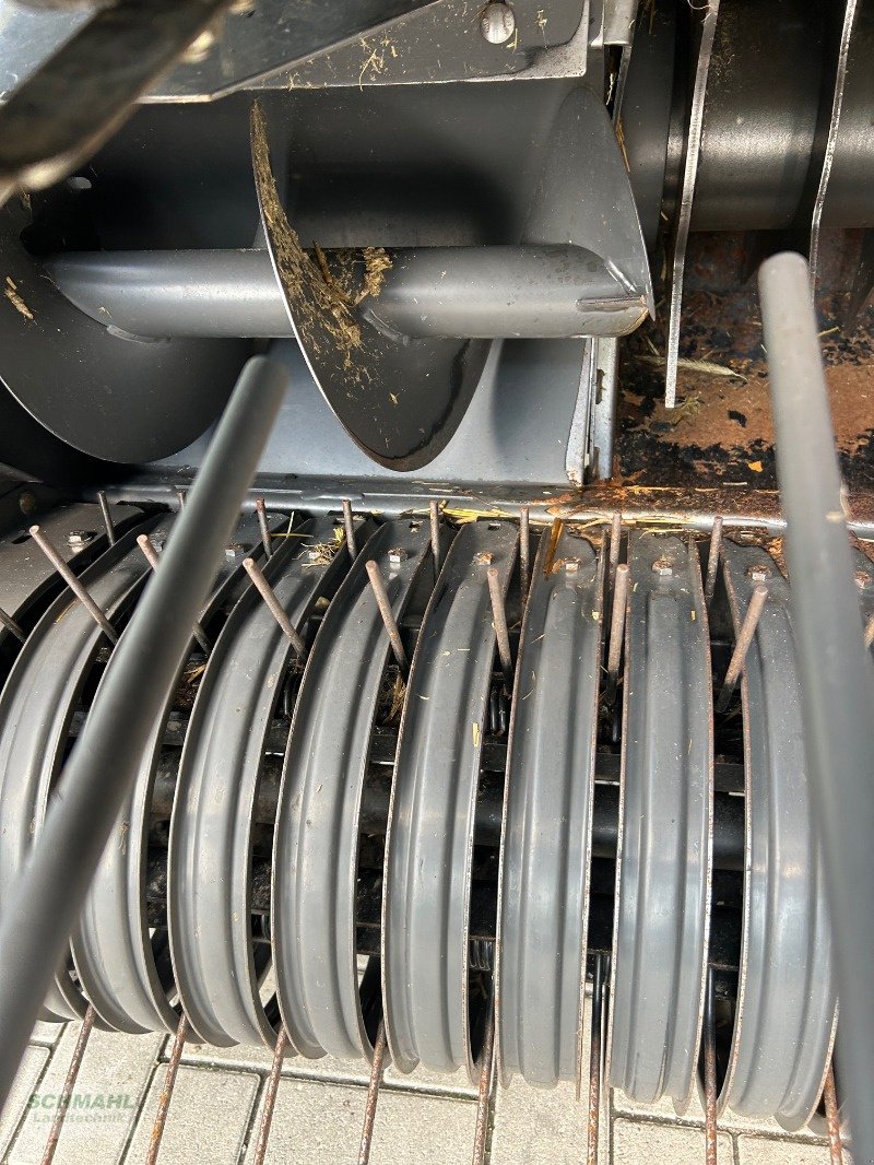 Rundballenpresse типа CLAAS Variant 370 RF, Gebrauchtmaschine в Upahl (Фотография 18)