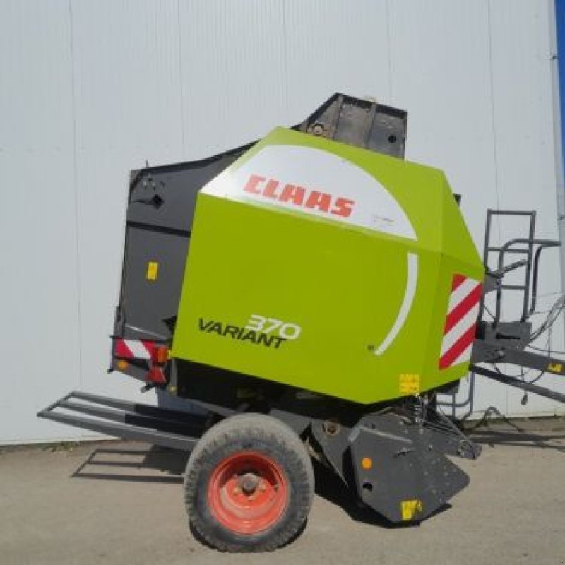 Rundballenpresse of the type CLAAS VARIANT 370, Gebrauchtmaschine in Belleville sur Meuse (Picture 1)