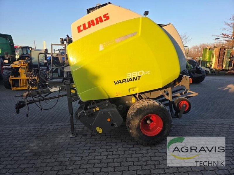 Rundballenpresse типа CLAAS VARIANT 380 RC, Gebrauchtmaschine в Calbe / Saale (Фотография 2)