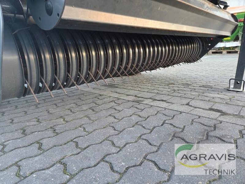 Rundballenpresse типа CLAAS VARIANT 380 RC, Gebrauchtmaschine в Calbe / Saale (Фотография 11)