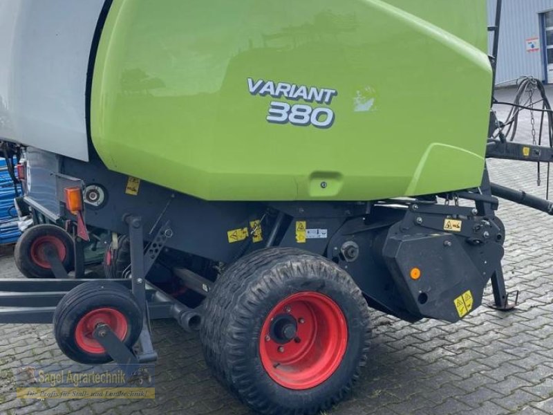 Rundballenpresse des Typs CLAAS Variant 380 RC, Gebrauchtmaschine in Rhaunen (Bild 1)