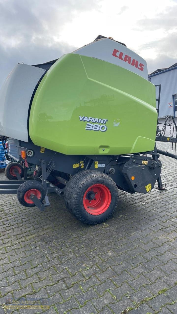Rundballenpresse van het type CLAAS Variant 380 RC, Gebrauchtmaschine in Rhaunen (Foto 1)