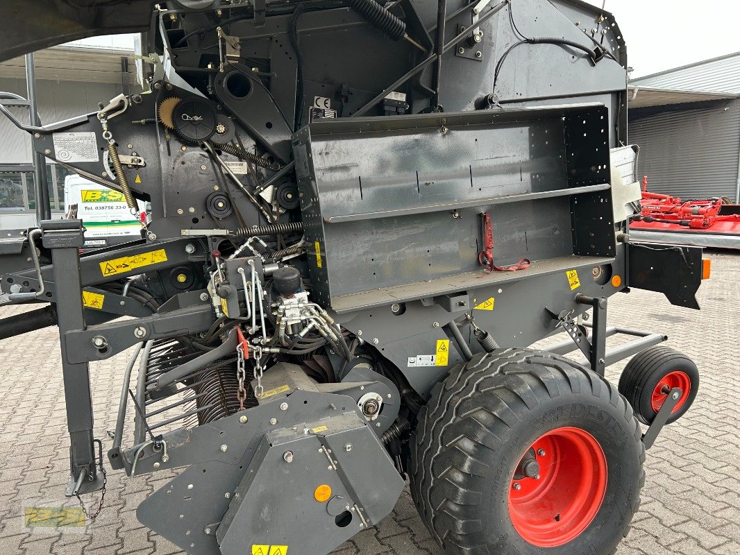 Rundballenpresse типа CLAAS VARIANT 380 RC, Gebrauchtmaschine в Grabow (Фотография 5)