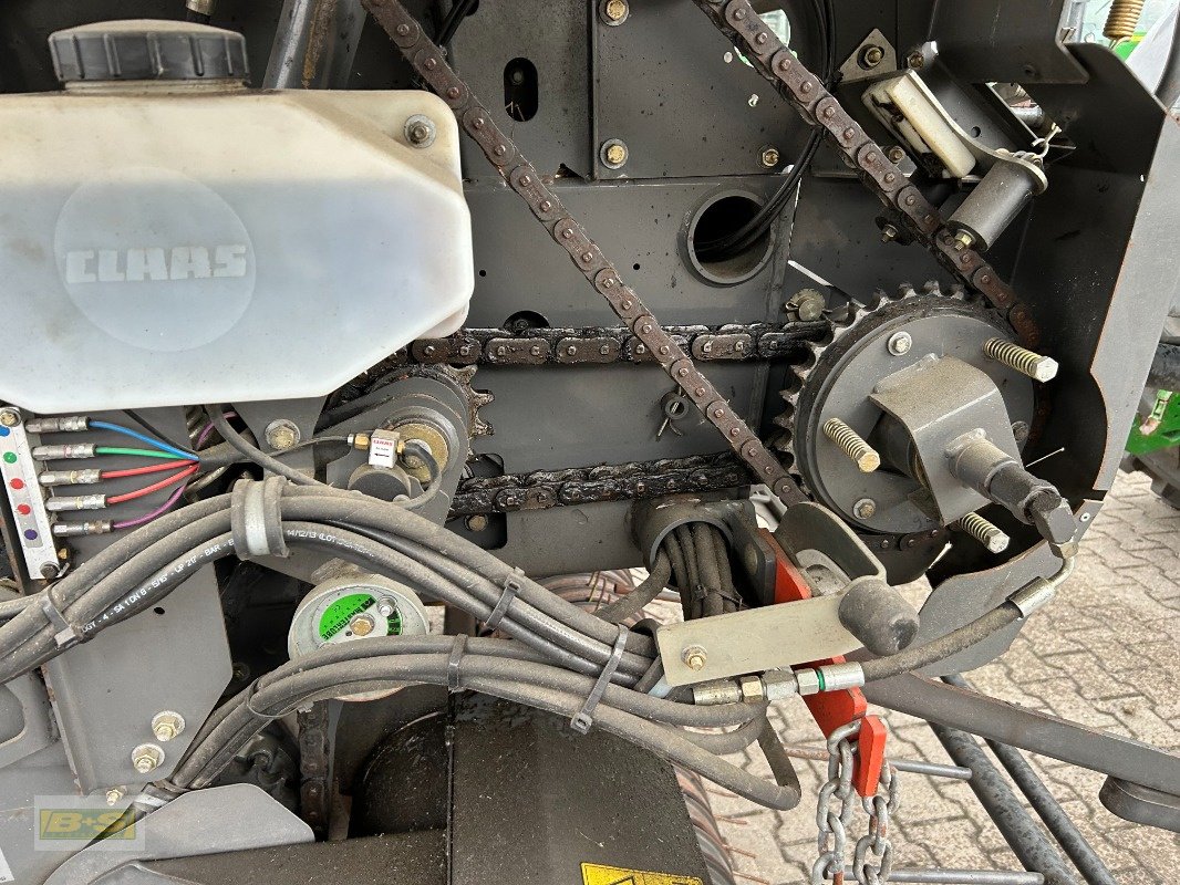 Rundballenpresse типа CLAAS VARIANT 380 RC, Gebrauchtmaschine в Grabow (Фотография 12)