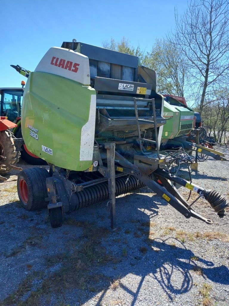 Rundballenpresse типа CLAAS Variant 380, Gebrauchtmaschine в Calmont (Фотография 2)