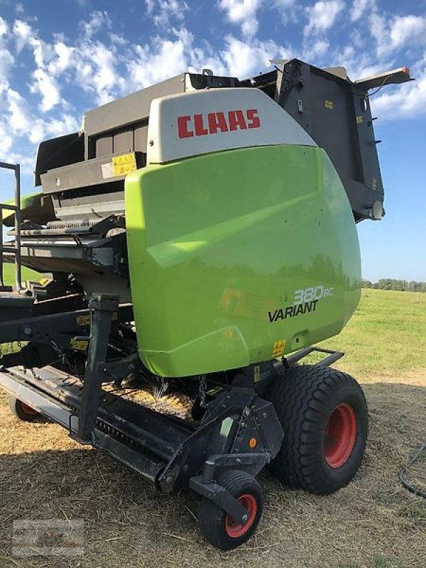 Rundballenpresse of the type CLAAS Variant 380RC, Gebrauchtmaschine in Flessau (Picture 1)