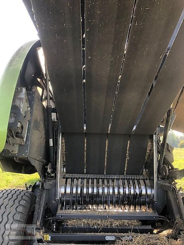 Rundballenpresse of the type CLAAS Variant 380RC, Gebrauchtmaschine in Flessau (Picture 10)