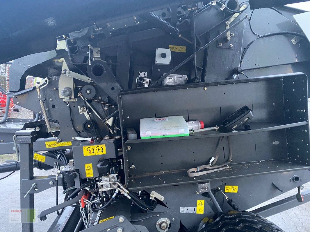 Rundballenpresse типа CLAAS VARIANT 385 RC PRO (inkl. 1 Satz neuen Endlosriemen), Gebrauchtmaschine в Risum-Lindholm (Фотография 4)