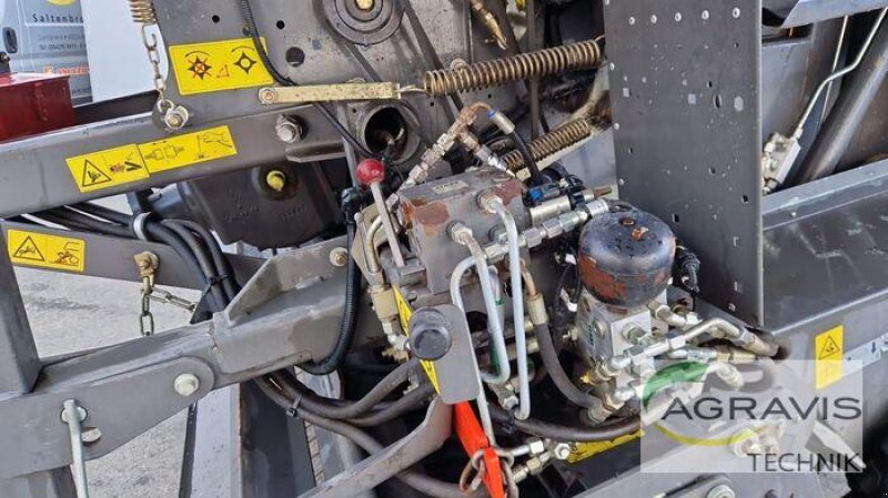 Rundballenpresse tip CLAAS VARIANT 385 RC PRO, Gebrauchtmaschine in Melle-Wellingholzhausen (Poză 13)