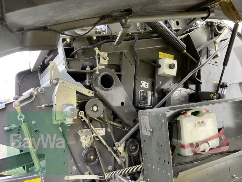 Rundballenpresse от тип CLAAS VARIANT 385 RC, Gebrauchtmaschine в Giebelstadt (Снимка 16)