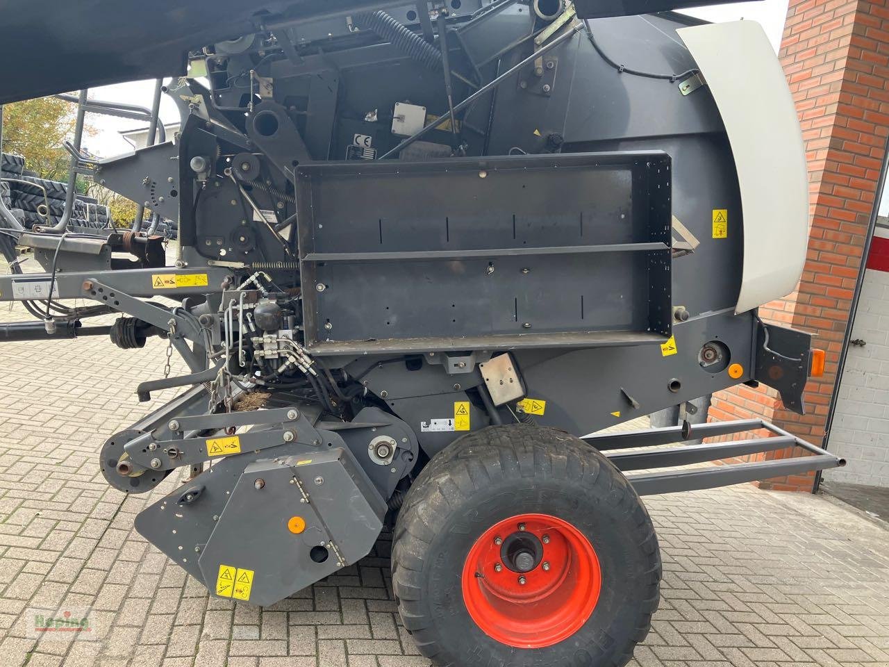 Rundballenpresse tip CLAAS Variant 385, Gebrauchtmaschine in Bakum (Poză 13)