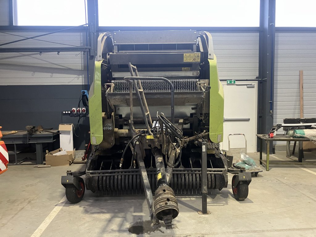 Rundballenpresse za tip CLAAS Variant 450, Gebrauchtmaschine u MORLHON LE HAUT (Slika 2)