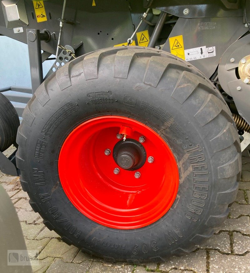 Rundballenpresse Türe ait CLAAS Variant 460 RC PRO - Variable Rundballenpresse, Gebrauchtmaschine içinde Karstädt (resim 14)