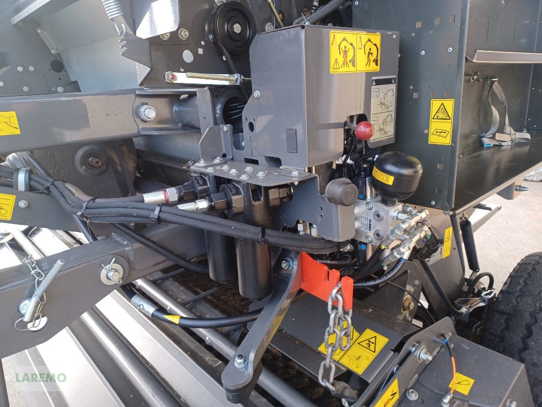 Rundballenpresse типа CLAAS Variant 465 RC, Gebrauchtmaschine в Langenwetzendorf (Фотография 19)