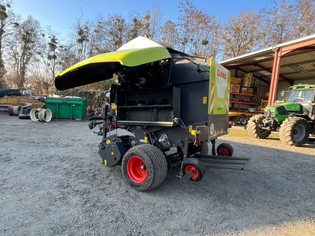 Rundballenpresse des Typs CLAAS VARIANT 470, Gebrauchtmaschine in Savigny sur Braye (Bild 8)
