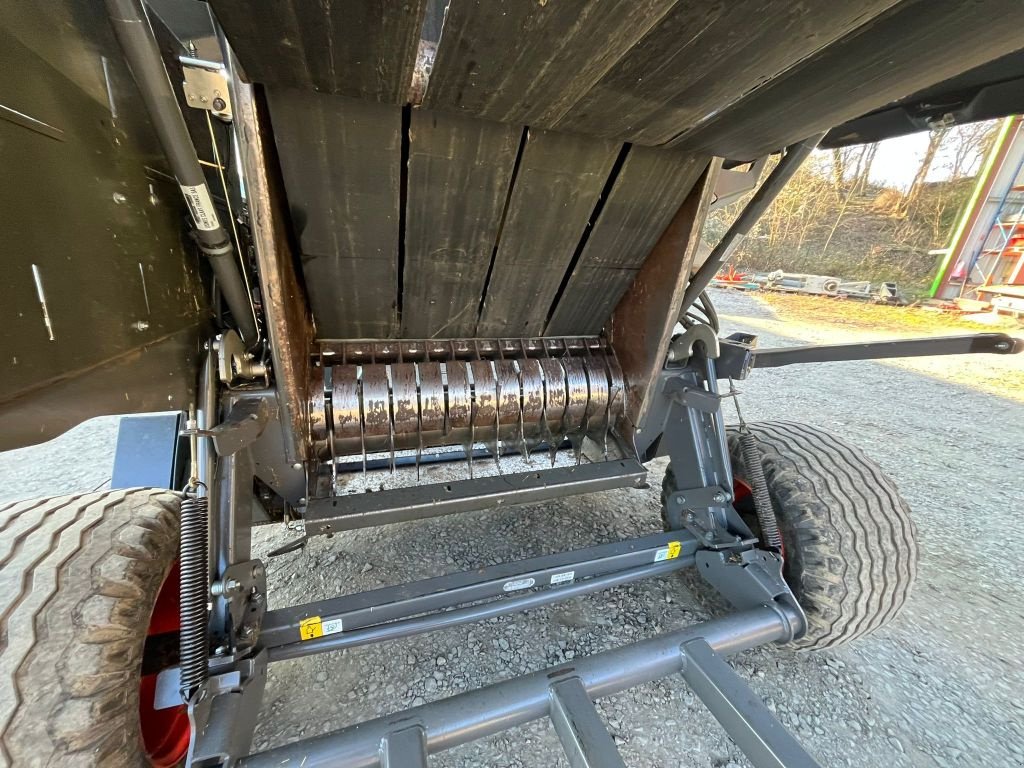 Rundballenpresse des Typs CLAAS VARIANT 470, Gebrauchtmaschine in Savigny sur Braye (Bild 9)