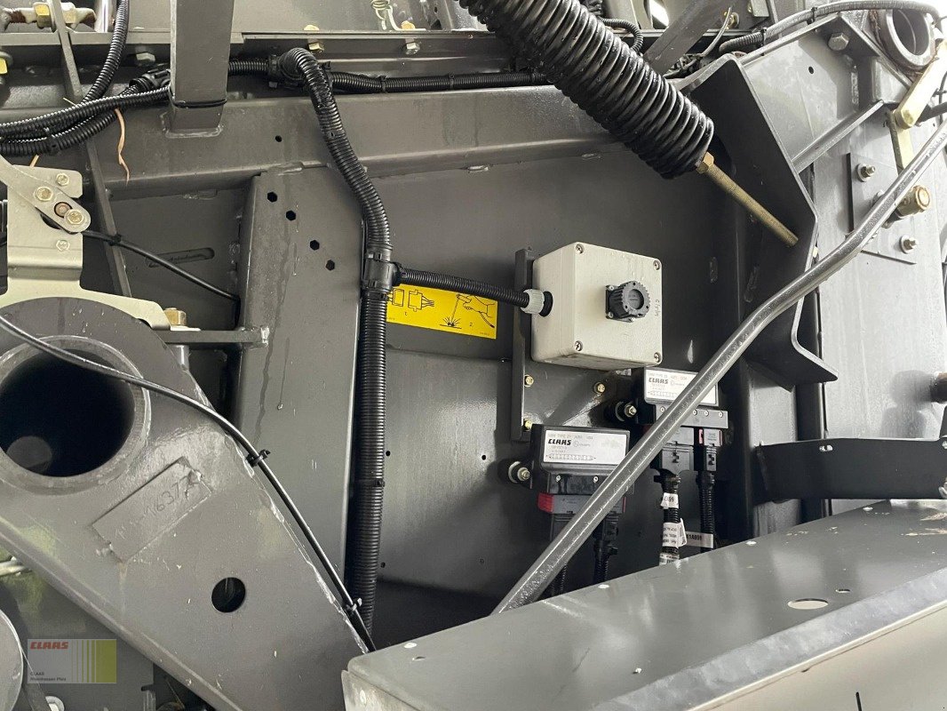 Rundballenpresse типа CLAAS Variant 480 RC PRO, Gebrauchtmaschine в Reinheim (Фотография 12)