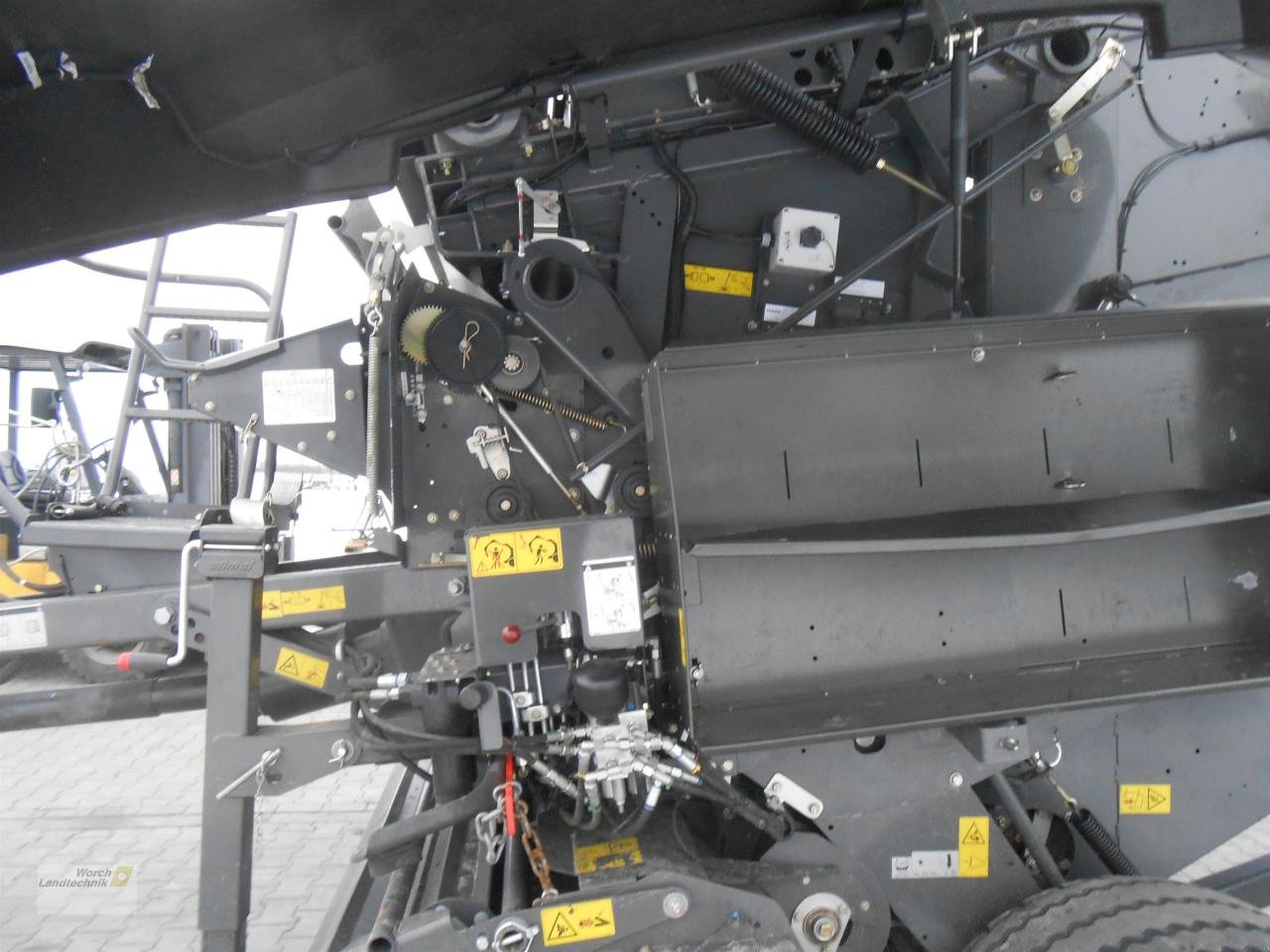 Rundballenpresse des Typs CLAAS Variant 480 RC Pro, Gebrauchtmaschine in Schora (Bild 12)