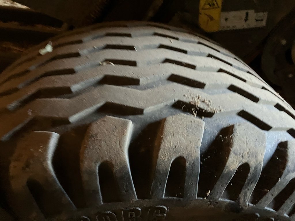 Rundballenpresse του τύπου CLAAS Variant 485 RC, Gebrauchtmaschine σε PIERRE BUFFIERE (Φωτογραφία 9)