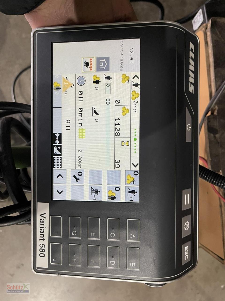 Rundballenpresse типа CLAAS Variant 580 RC PRO, 39 Bh, NEUWERTIG, Gebrauchtmaschine в Schierling (Фотография 18)